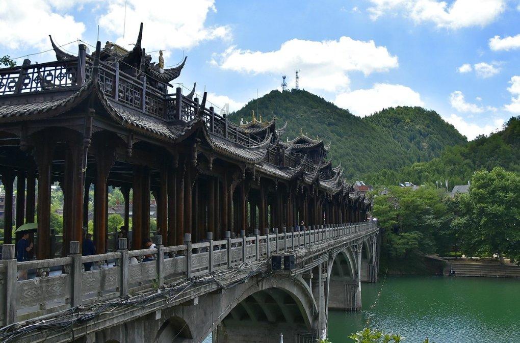 有一条线段的长度是26厘米;射线有()个端点?-生活智囊团-问答专家